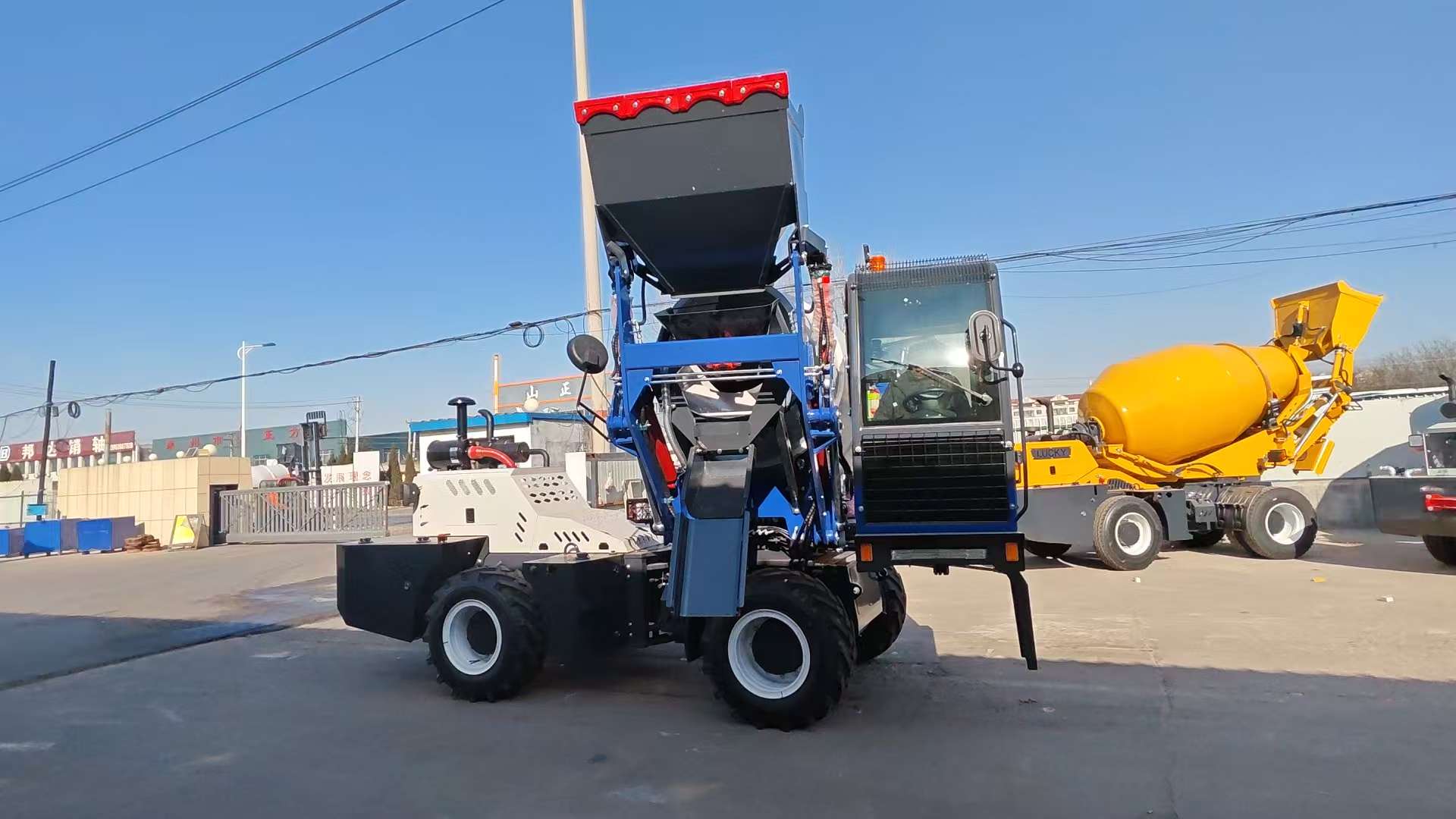 3.5m3 Self Loading Concrete Mi - Concrete Mixer Machine recension och pris